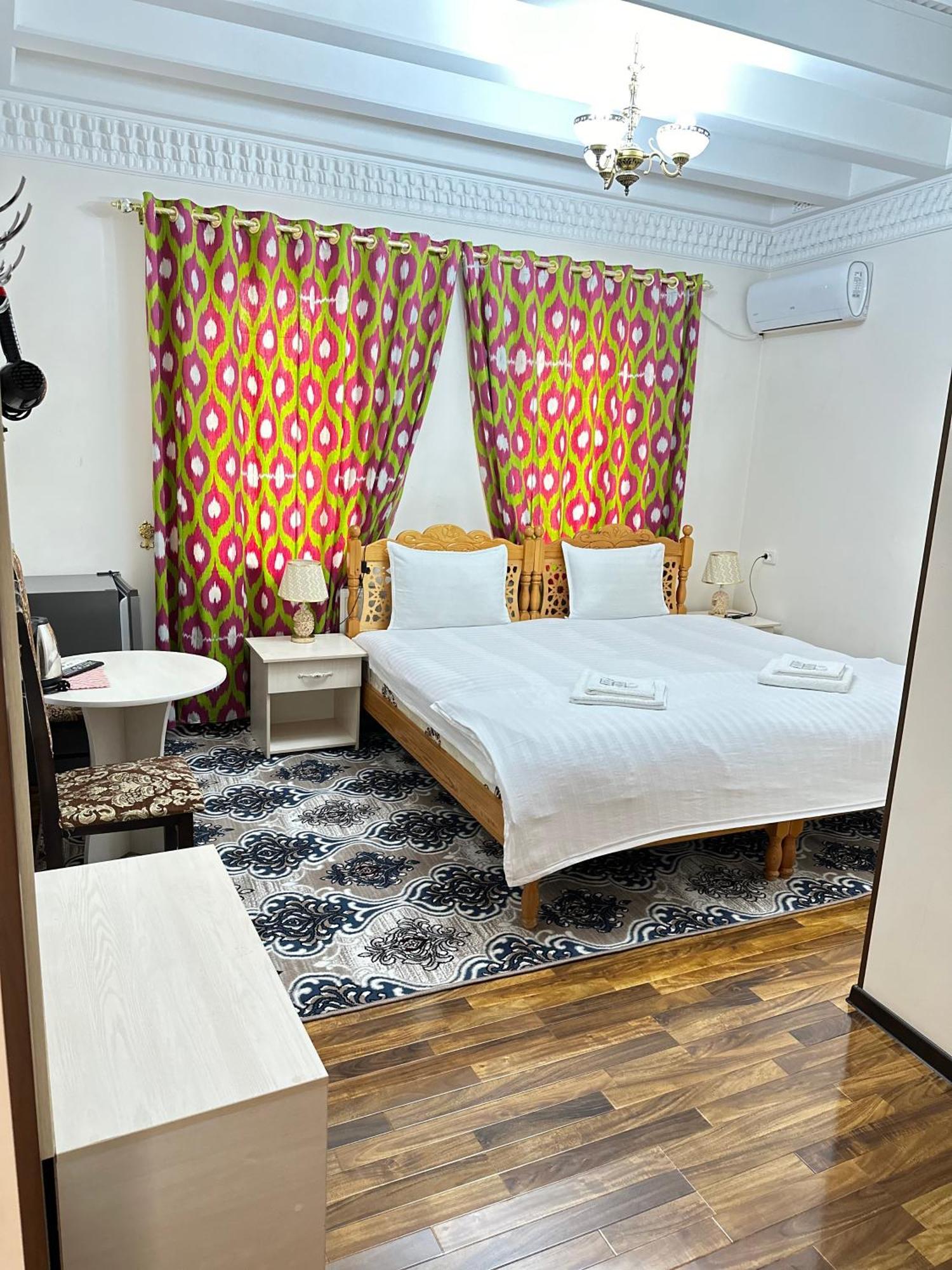 Hotel Mironshox บูคารา ภายนอก รูปภาพ