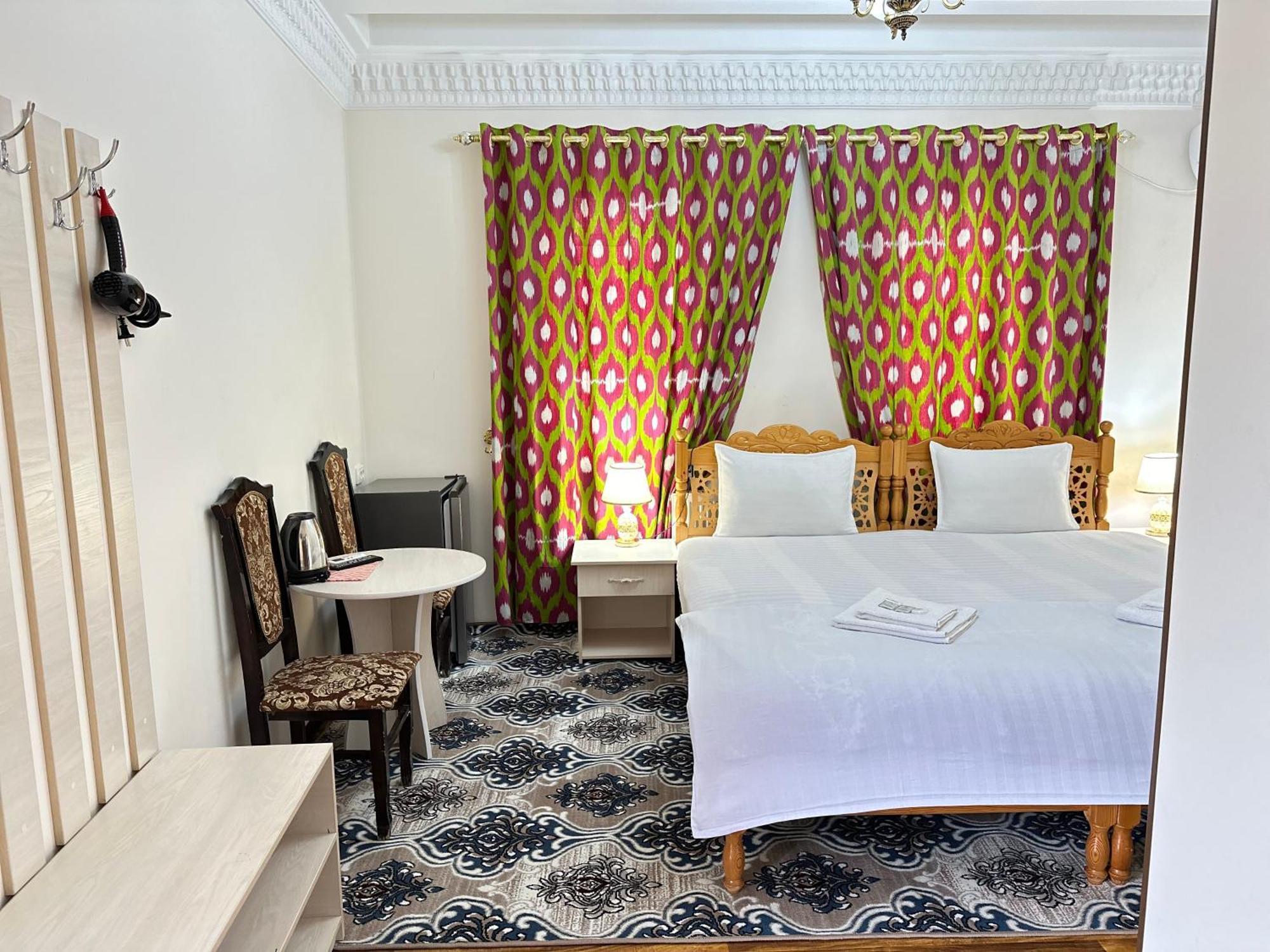Hotel Mironshox บูคารา ภายนอก รูปภาพ
