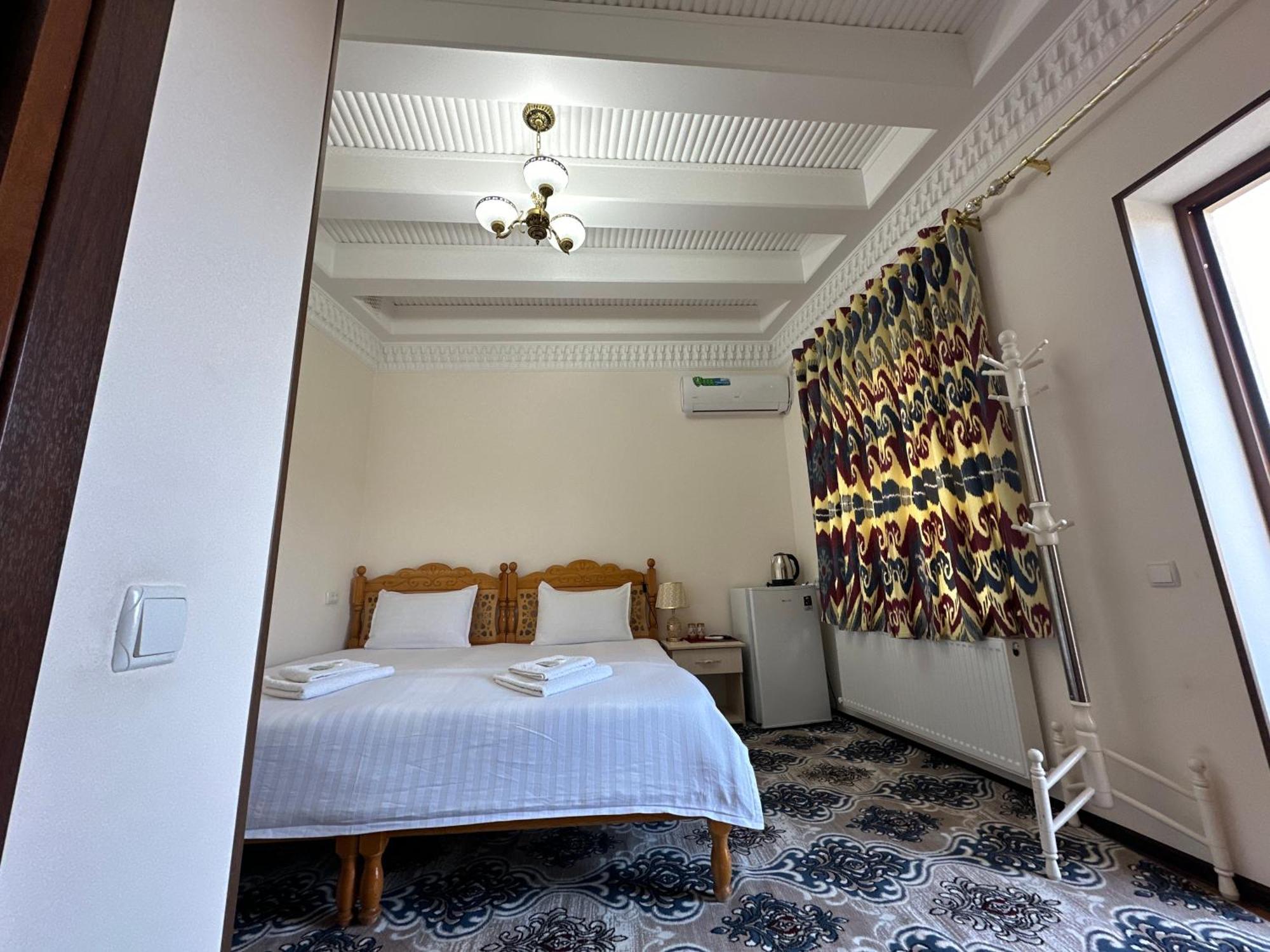 Hotel Mironshox บูคารา ภายนอก รูปภาพ
